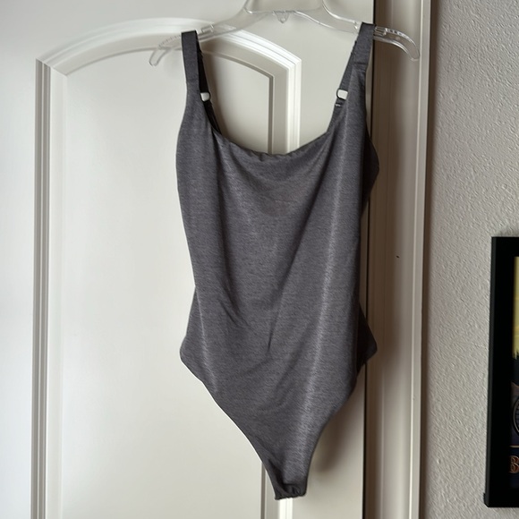Balance/Vitality Essence Bodysuit—Concrete Heather - Picture 6 of 7